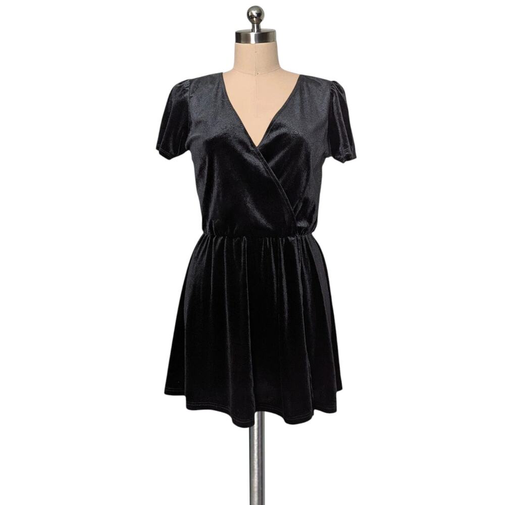 AS U WISH Black Velvet Stretchy Skater V Neck Dress M